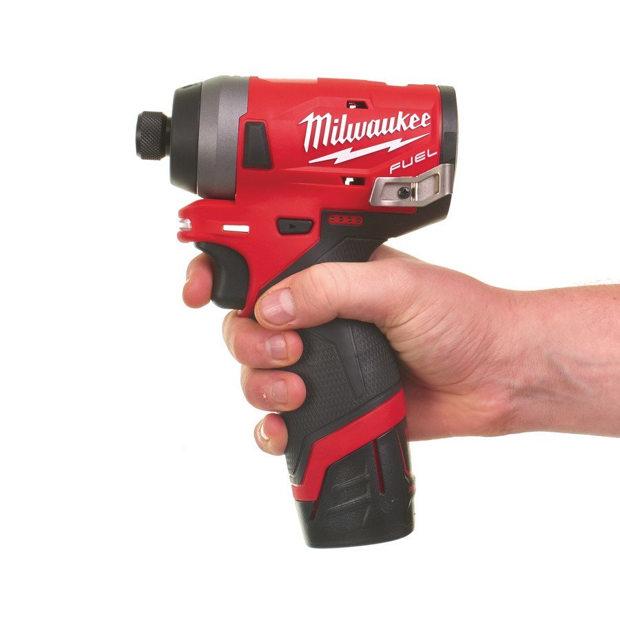 Винтоверт аккумуляторный Milwaukee M12 FID-202X FUEL